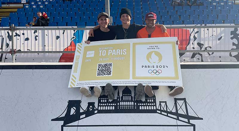 Liv_Lovelace_ticket_to_paris